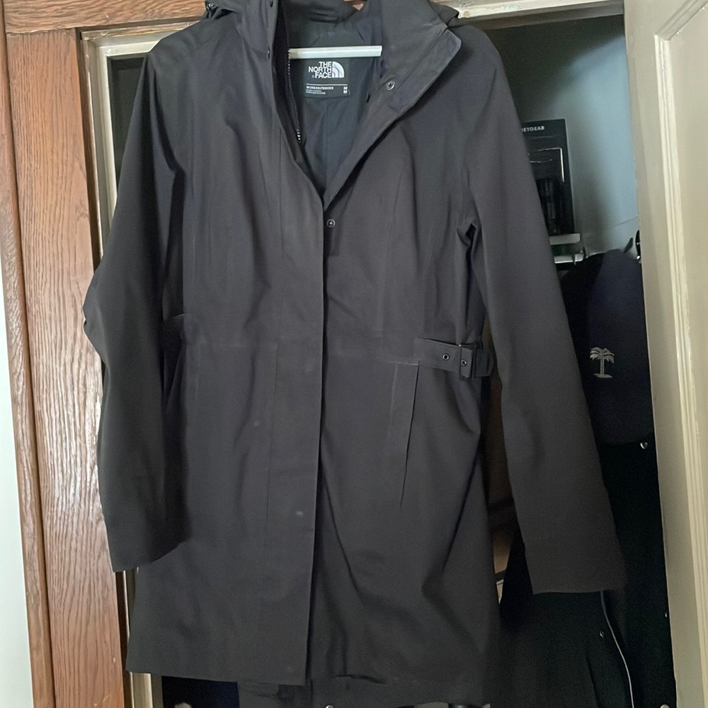 North face women’s raincoat